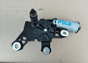 VW Polo 9N 05-09 silniczek wycieraczki tyl 1