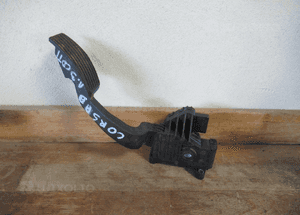 PEDAŁ GAZU POTENCJOMETR OPEL CORSA D 2006- 2014 rok 1.3 CDTI 55702020 3