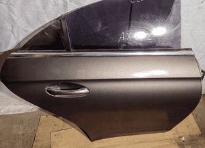 Drzwi prawy tył mercedes cls 4