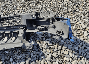 Grill atrapa zderzaka peugeot partner iii lift 12- 15