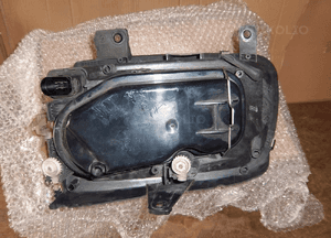 Vw polo 99-01 lampa prawa 2