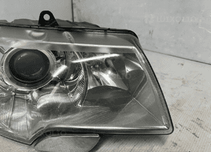 Skoda Superb II lampa prawy przód UK 3T2941016C 2