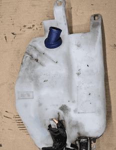 Alfa Romeo 147 zbiorniczek płynu do spryskiwaczy