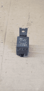 Przekaźnik świec żarowych Ford Mondeo MK3 94VG-14N089-F1B 1