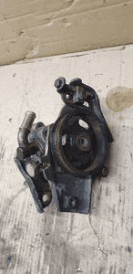 Pompa wspomagania kierownicy Nissan Almera 1.5 16V 812955110 49110 BU500 2