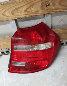 Lampa tył tylna prawa bmw 1 E81 E87 7164956 oe 1