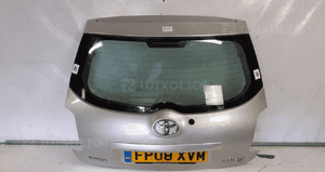 Klapa tył tylna bagażnika toyota auris 1 i 1E7 srebrna 1