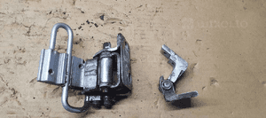 Zawias zawiasy drzwi lewy tył para Audi A6 C5 4B0833411B 1