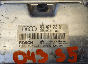 Komputer 8E0907551B 0261207473 Moduł Sterownik Silnika Silnik 3.0 V6 ASN Audi A4 B6 2