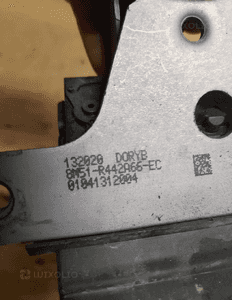 Zamek klapy tył  volvo nr 8M51-R442A66-EA / 3M51R404B12 3