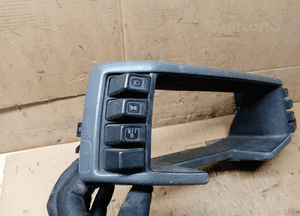 Ramka osłona obudowa licznika przełączniki Opel Frontera A 5