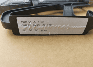 Dywaniki gumowe Audi A4 8D1061501B przód 2