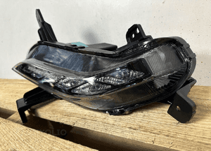 LAMPA PRZOD PRAWA HALOGEN LED DRL HYUNDAI I30 III FASTBACK 92208G4210 2