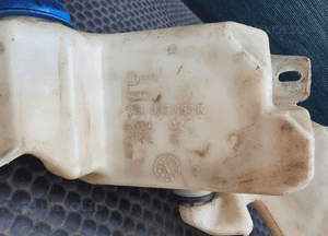 Zbiorniczek 8E0955453 Płynu Spryskiwaczy Zbiornik Xenon Spryski AUDI A4 B6 Sedan Kombi 5