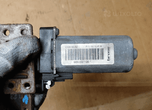 Silniczek regulacji fotela siedzenia Mercedes GL X166 W166 986299-105 4