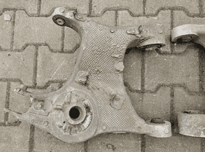 Land Rover Discovery Sport L550 wahacz tył tylny prawy lewy 2