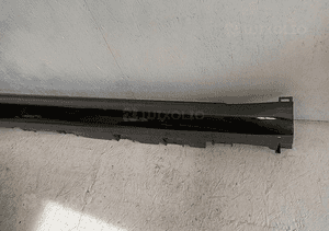 Listwa progowa prawa próg prawy bmw X5 G05 m pakiet 475 18- 3