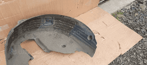 Nadkole prawy tył tylne prawe Opel Zafira C 13301580 2