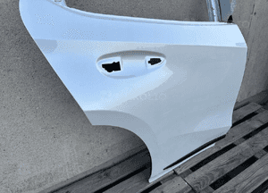 Drzwi tyl tylne prawe lexus ux 2018- bardzo ladne orginalne 2