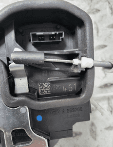ZAMEK lewy przód przedni BMW F20 lift LCI EU 4pin 4