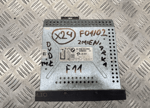 BMW F10 F11 RADIOODTWARZACZ ZMIENIARKA Z TYŁU DVD 9258353 1