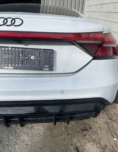 Zderzak tyl tylny komplet audi e-tron gt 4J LY7F 7