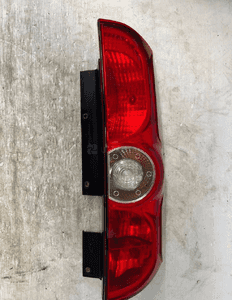 Lampa tył prawa Fiat Doblo II 2010-15 00518106730 1