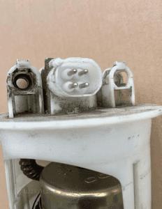 Pompa paliwa w bak 4 piny WFX000210 Land Rover Freelander 1 I LN Lift 2.5 V6 /1.8 16V 2