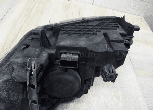 Renault megane iii lampa prawa przód 260100923R 11