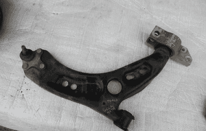 VW GOLF 6 WAHACZ PRAWY 1,6 TDI 1