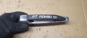 Klamka prawy tył tylna prawa Mercedes W123 1237600359 1