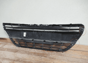 Grill gril atrapa peugeot 208 lift 2015-2019 10