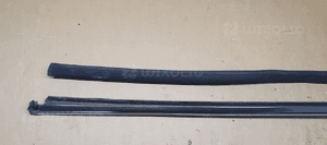 Listwa zgarniająca uszczelka prawy tył Mercedes CLK W209 A2096700438 2