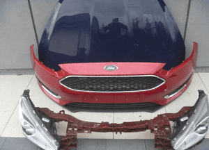 Ford focus MK3 hb zderzak oryginał ładny 10