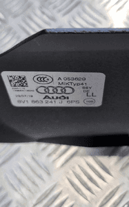 Audi A3 8V 8V5 sedan tunel środkowy podłokietnik lift 8V1863241J 15