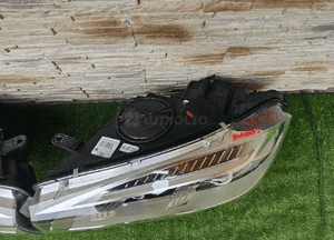 Lampa xenon dynamic bmw X5 F15 X6 7410676 7410675 5