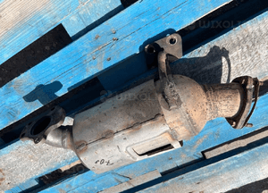 Jeep cherokee liberty kk 2.8CRD katalizator dpf oryginał bdb 10