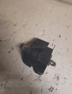 ZAMEK KLAPY TYŁ SEAT VW nr 1K6827505C 3