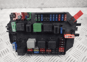 Moduł sam skrzynka bezpieczników mercedes W221 A2215402862 1