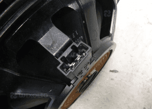 LAND ROVER DISCOVERY 4 L319 GŁOŚNIK SUBWOOFER H/K 7