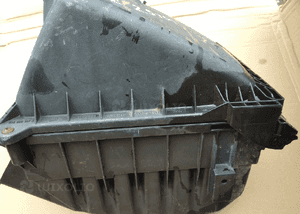 Audi A4 B6 2.5 TDI obudowa filtra powietrza 2