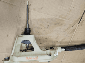 Mercedes W169 A 1.5 8V lewarek wybierak linka  linki zmiany biegów A 1693600309 2