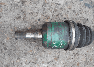 Mazda MPV 99-6 2.3 16V Półoś półośka lewa krótka 2