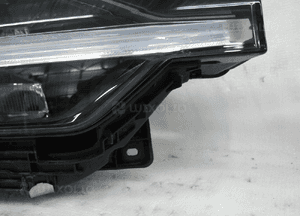 Volvo XC60 ii lift idealna full led lampa przednia prawa 10