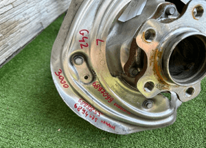 Zwrotnica wahacze amortyzator bmw 2 G42 6896527 3