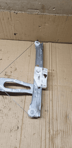 Mechanizm podnośnik szyby lewy tył Citroen C3 I 9680027480 2