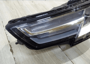lampa lewa przód XENON AUDI A4 B9 8W0941005 LLU 2