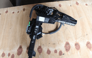 Zamek drzwi przedni prawy ford s max EM2A-U21812-BD 2019 2