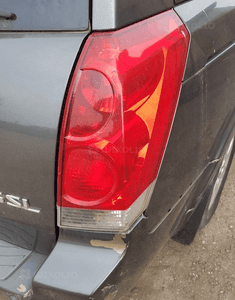 lampa prawa tył nissan quest 3