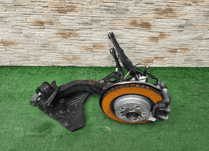 Zwrotnica wahacz bmw 2 U06 6894207 1